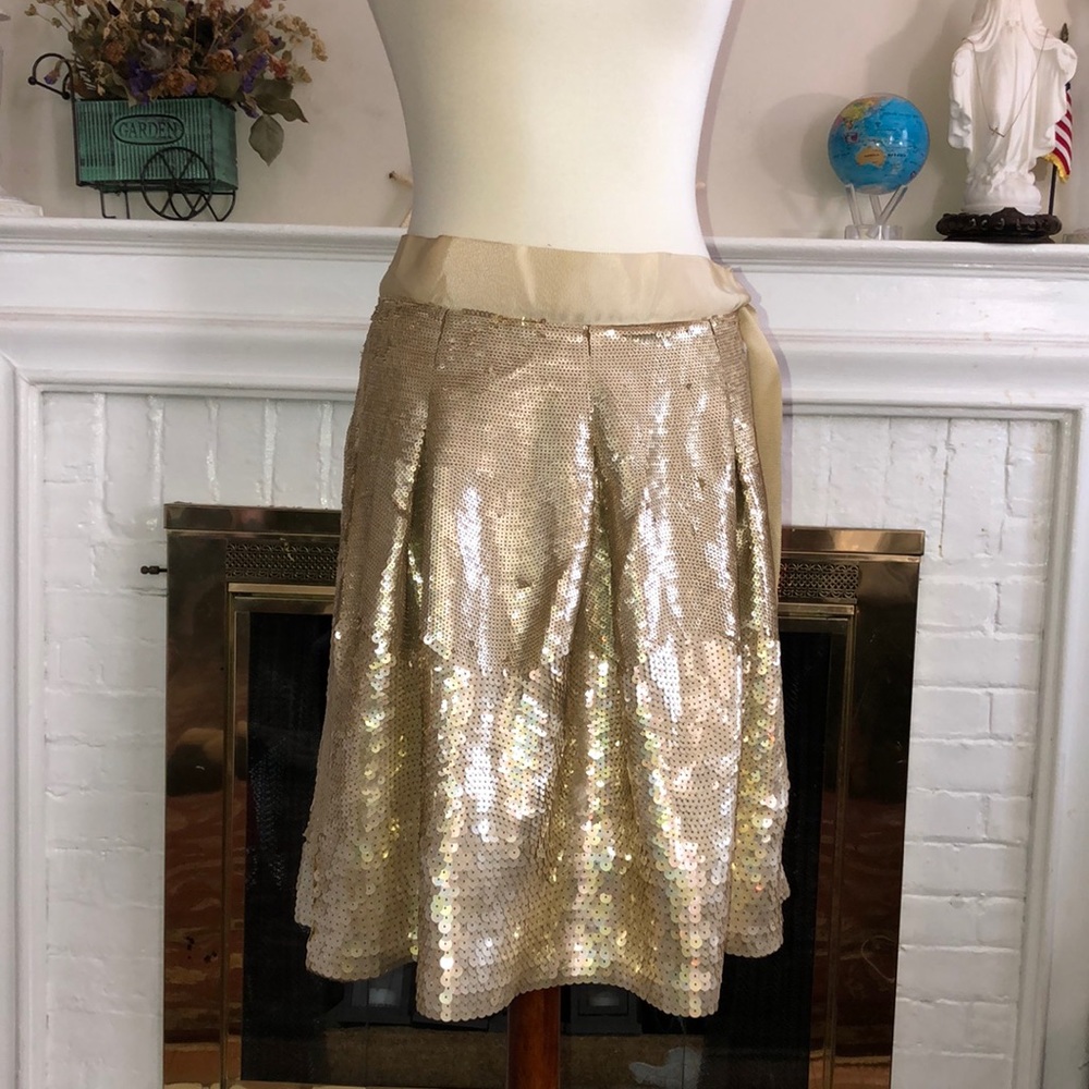 🌹J crew gold sequin skirt Sz Small